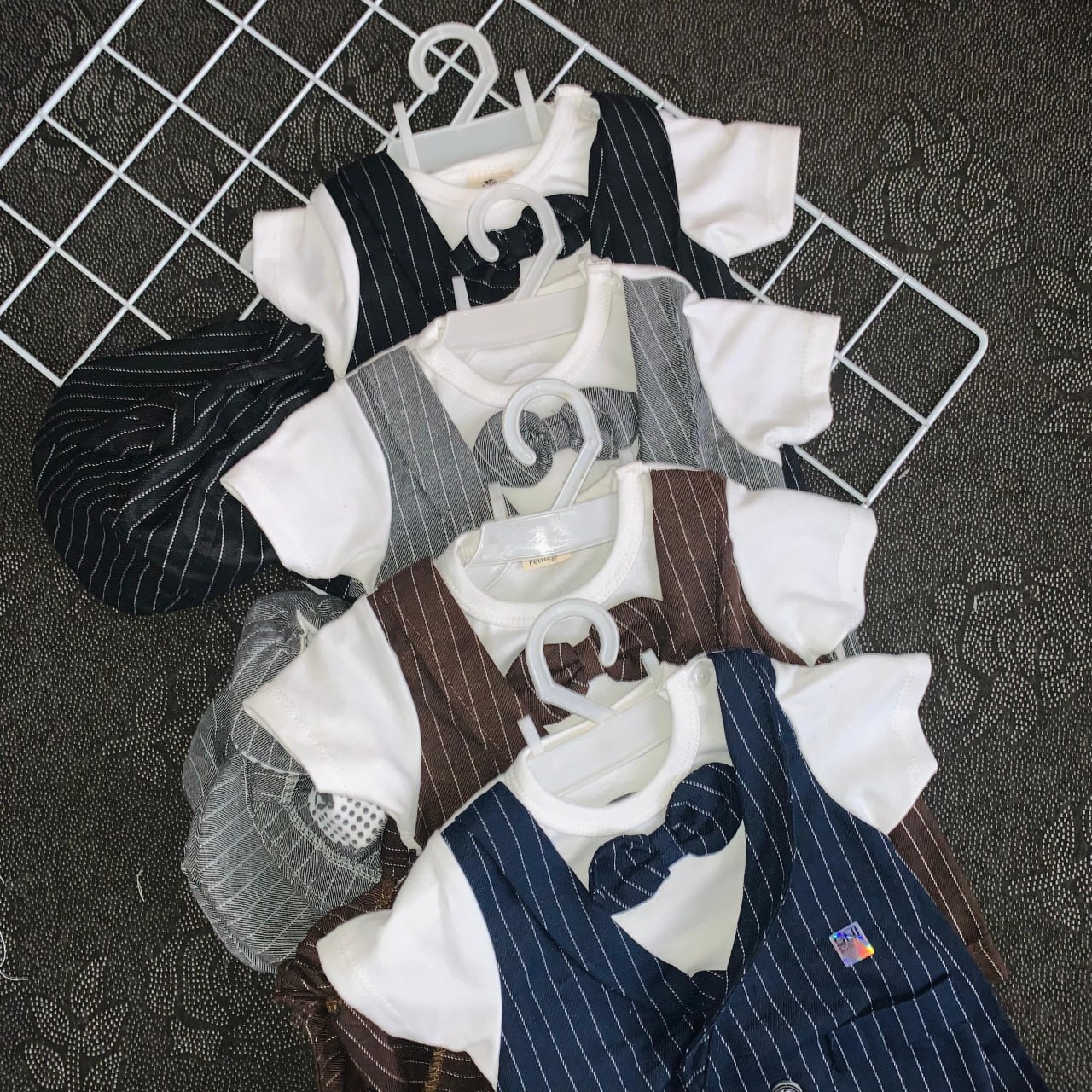 Kapal Gesper Motif Parang