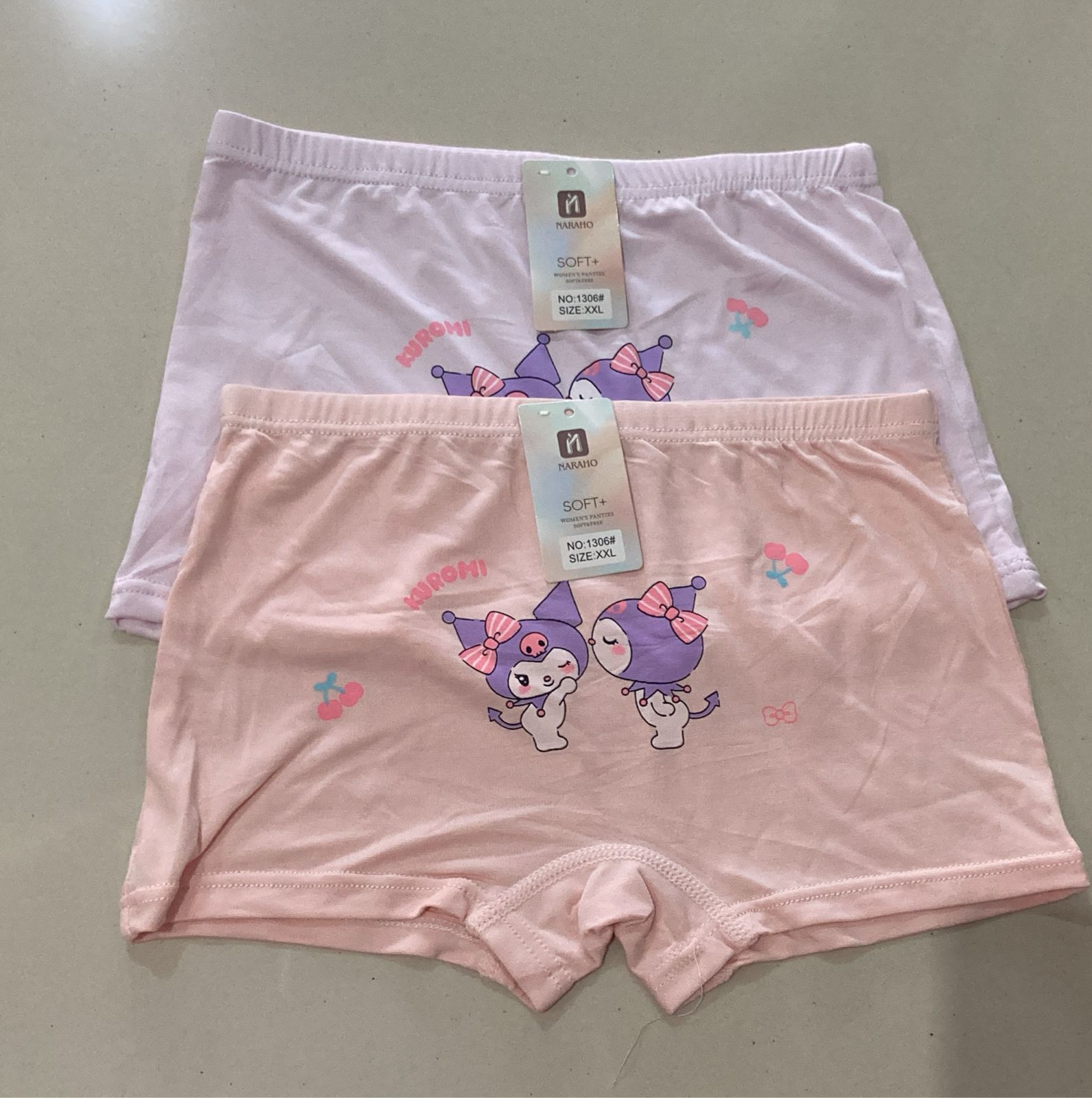 UN 24.3 1306 XL BOXER GIRL MIX BY NARAHO